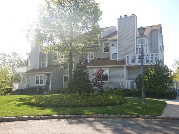 3rd image of 38 Gentry Dr #19