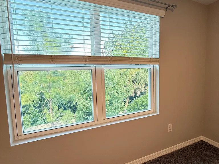 6425 Fairmont Ln — Photo 8