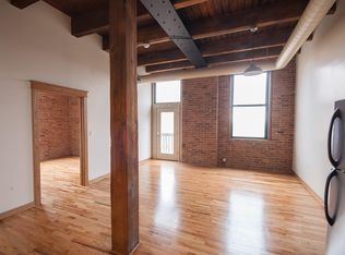 216 N May St APT 102, Chicago, IL 60607