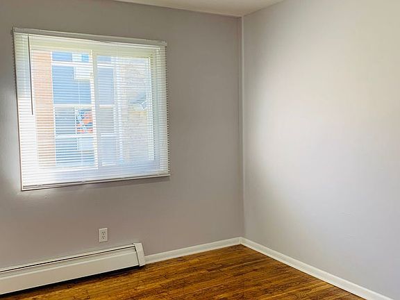 5th image of 5904 50th Ave APT 14