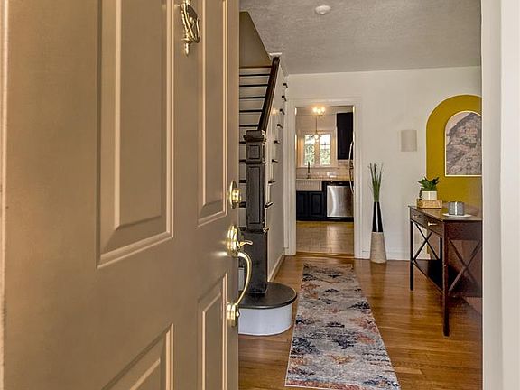 4th image of 1718 Jennings St