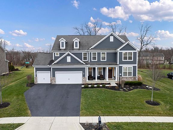 2nd image of 6164 Brookview Manor Dr
