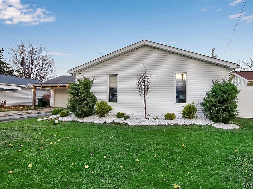 1st image of 31 Michele Dr