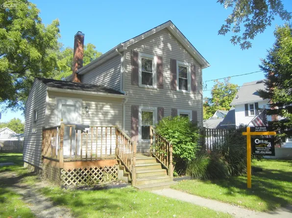 412 Elizabeth St, Owosso, MI 48867