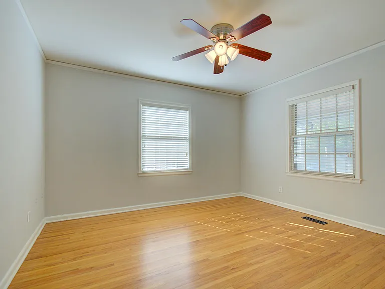 2239 S Louisville Ave — Photo 18