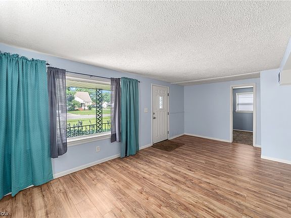 4th image of 1005 Euclid Ave