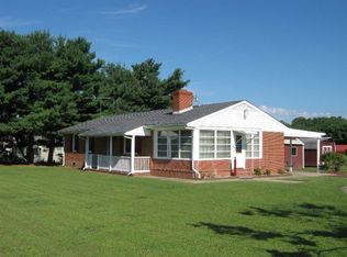 1912 Totuskey Church Rd, Warsaw, VA 22572