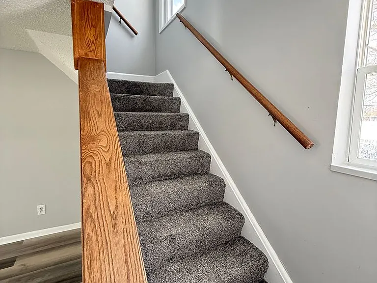 2321 W Main St — Photo 18