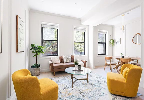 3rd image of 360 Tompkins Ave #2
