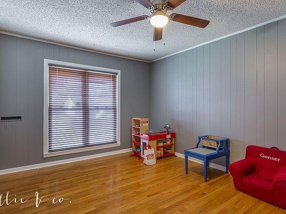 5th image of 1341 Ross Ave