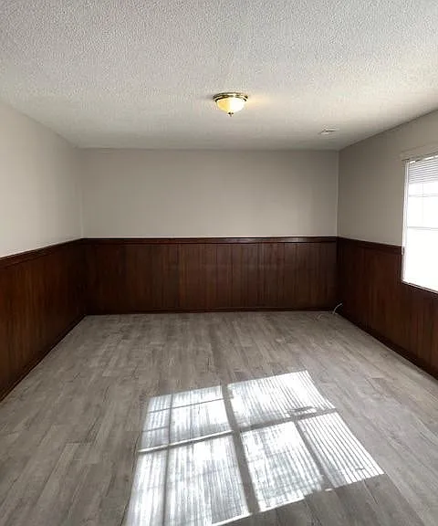 639 Sequoia St #B — Photo 7