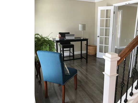 5th image of 226 Paper Mill Cir