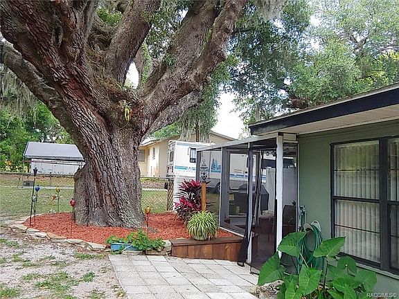 5th image of 838 S Bel Air Dr