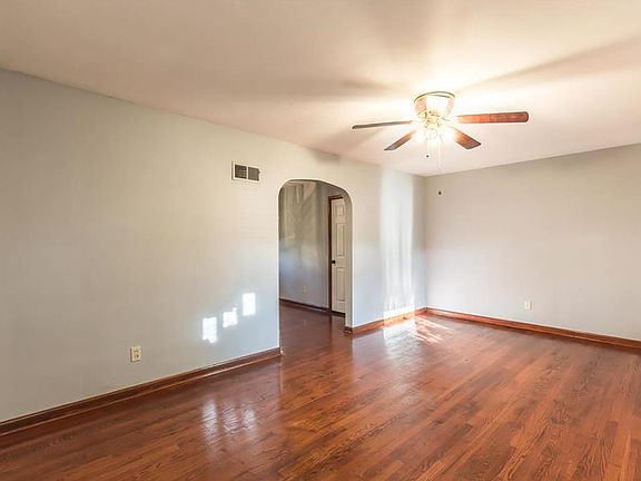 5th image of 2600 N 45th St
