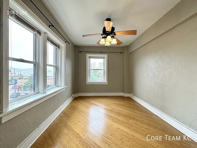 4804 Jefferson St #301 — Photo 9