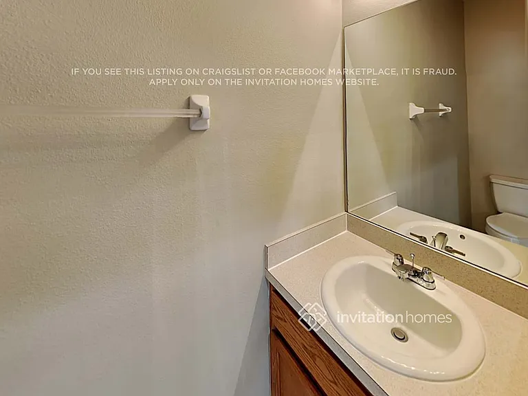 10311 Avelar Ridge Dr — Photo 17