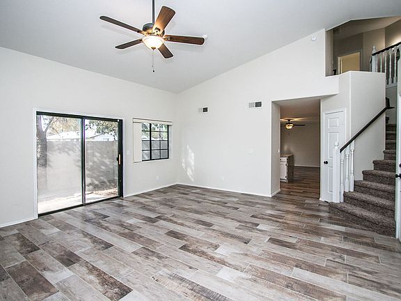 5th image of 1124 E Rose Ln Unit 16