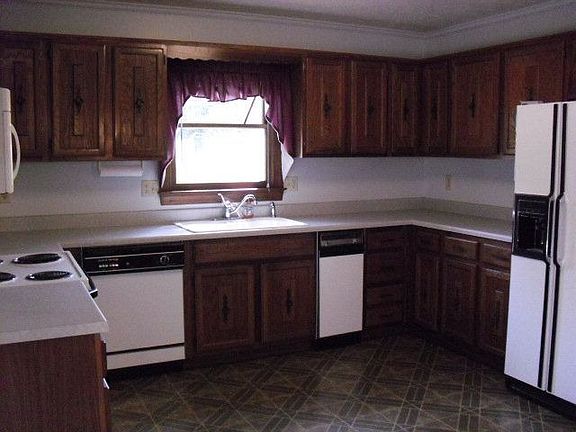 4th image of 310 Dunncroft Ct