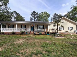 11 Fayetteville Rd, White Lake, NC 28337