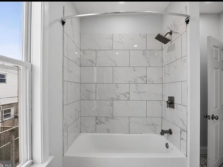 2505 S Sheridan St — Photo 17