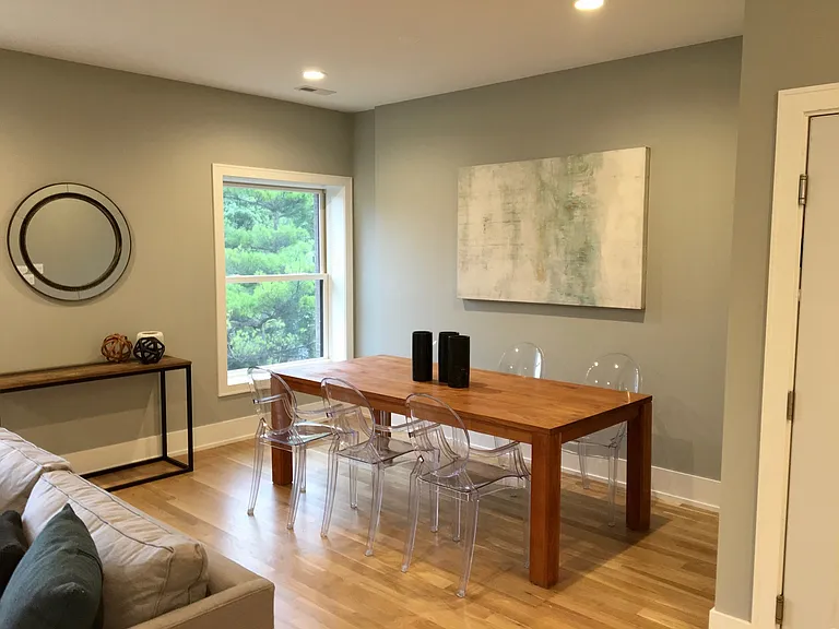 1515 W Sunnyside Ave #2W — Photo 3