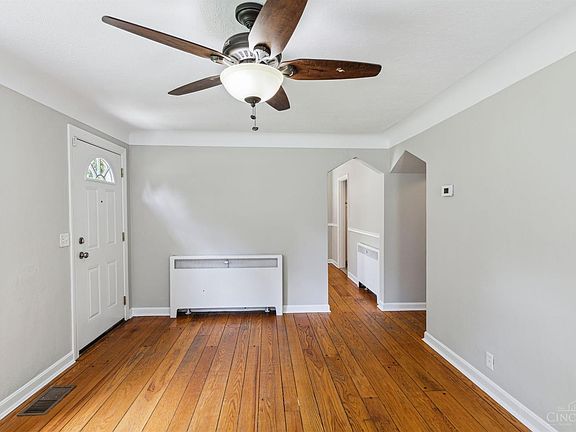 3rd image of 1658 Kellywood Ave