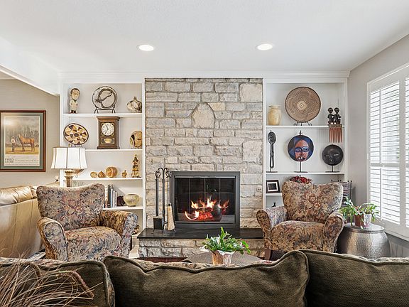 4th image of 9207 Muirkirk Dr