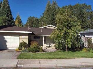 623 Everitt Memorial Hwy, Mount Shasta, CA 96067