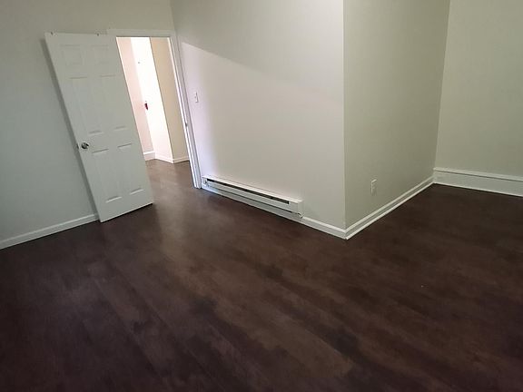 2nd image of 1206 W Rockland St #1