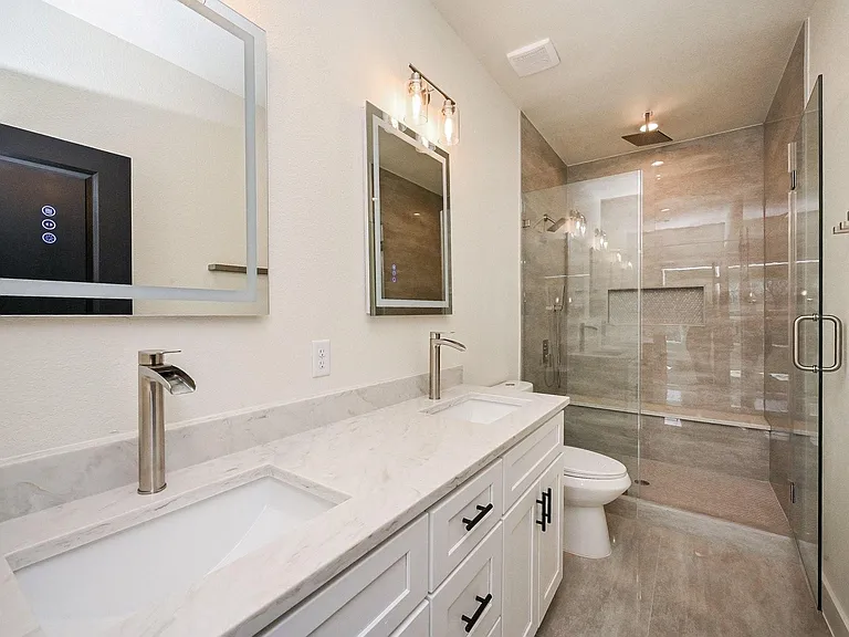 3839 Noah St #B — Photo 12