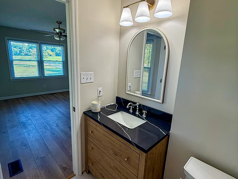 840 Mills Rd — Photo 16