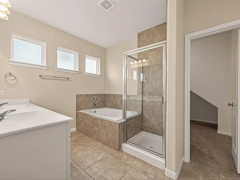 6126 Prince Place Dr — Photo 15