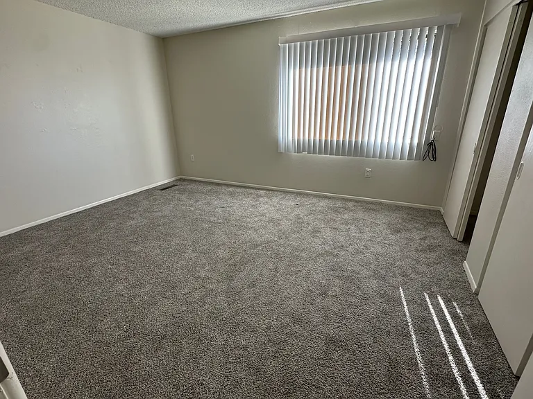 Academy Heights Apartments — Photo 30