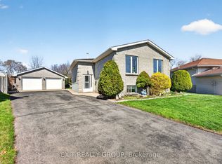 30 Charlotte St, Quinte West, ON K8V2B9