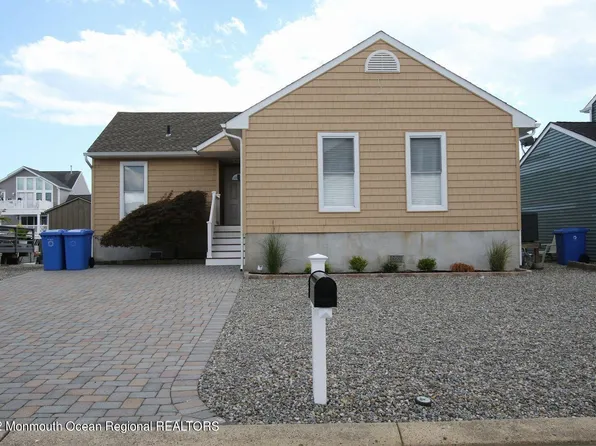 43 Amy Drive, Manahawkin, NJ 08050