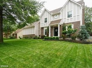 2425 W 162nd Ter, Stilwell, KS 66085