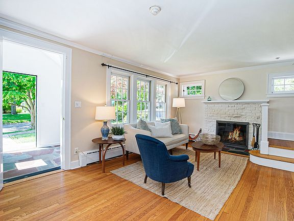 28 Copley Rd Larchmont, NY (03 of 45).jpg
