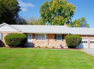 8206 Falstone Ct, Frederick, MD 21702