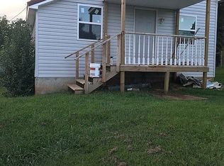 183 Main St, Copperhill, TN 37317