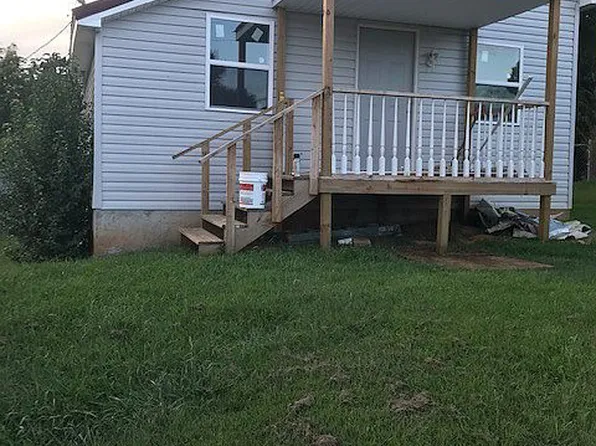 183 Main St, Copperhill, TN 37317