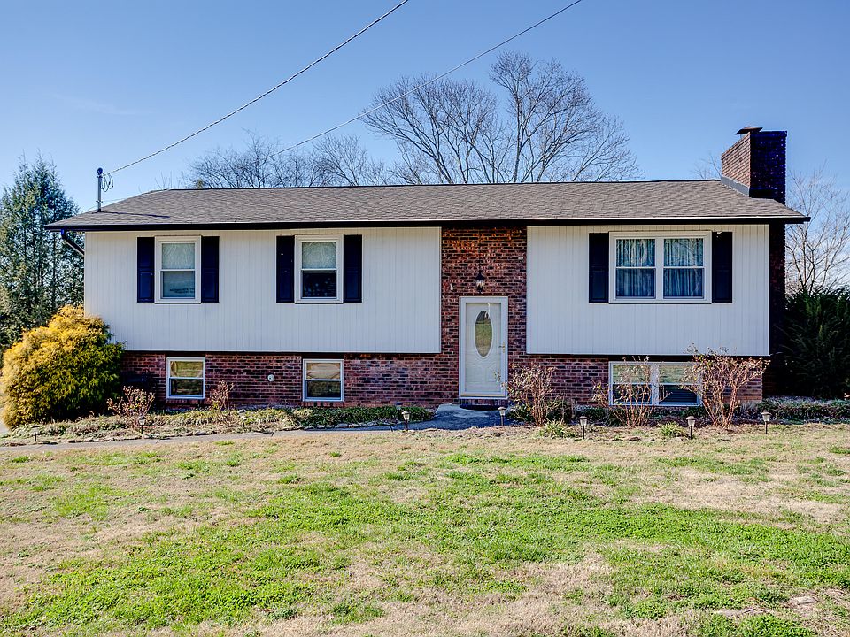 1st image of 215 Leniz Dr