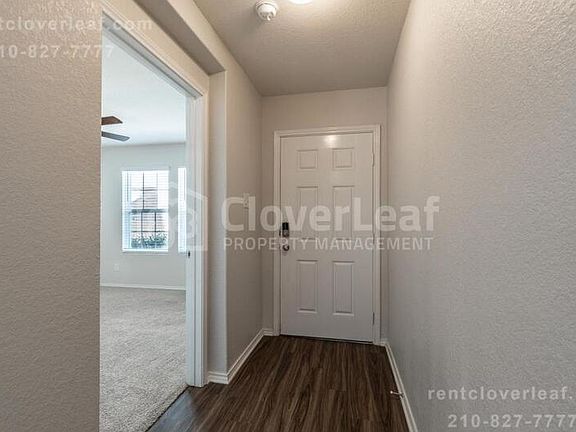 5th image of 516 Mallow Dr