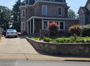 122 Old Soldiers Rd, Cheltenham, PA 19012