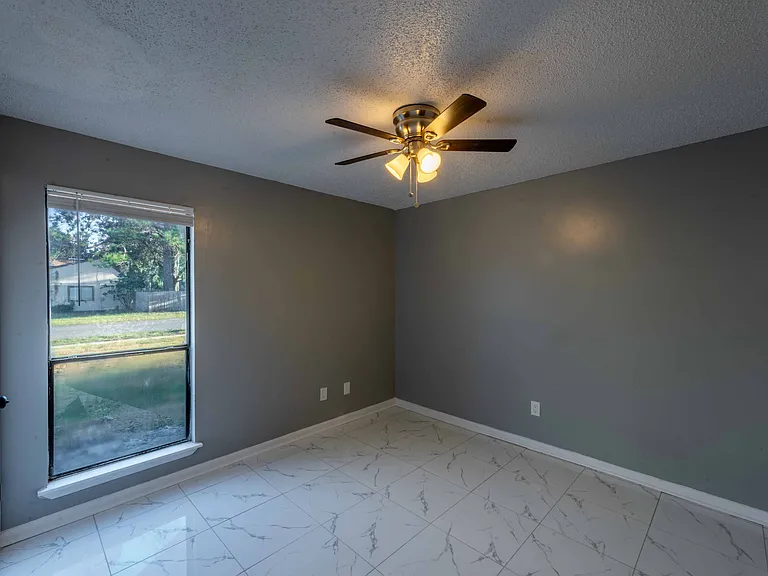 8366 Coralberry Ln — Photo 12