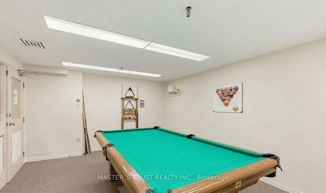3 bed, $3,280 — Photo 4