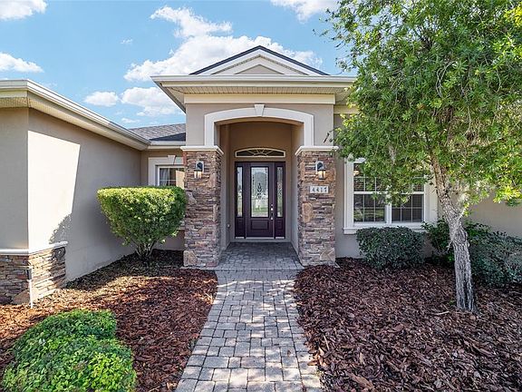 5th image of 4417 SW 65th Pl