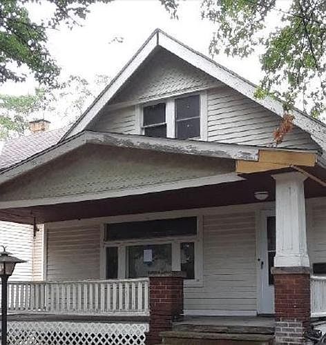 1st image of 2409 Saratoga Ave