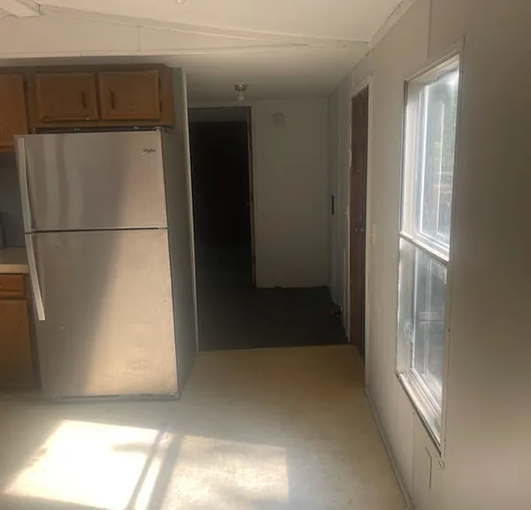 127 Emily St — Photo 9