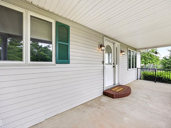 3rd image of 5925 W State Road 46