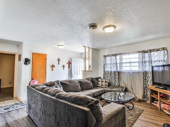 5th image of 4720 46th St